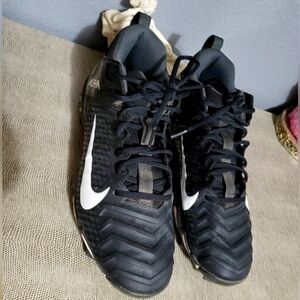 Nike Alpha Football Cleats Men's Size 9